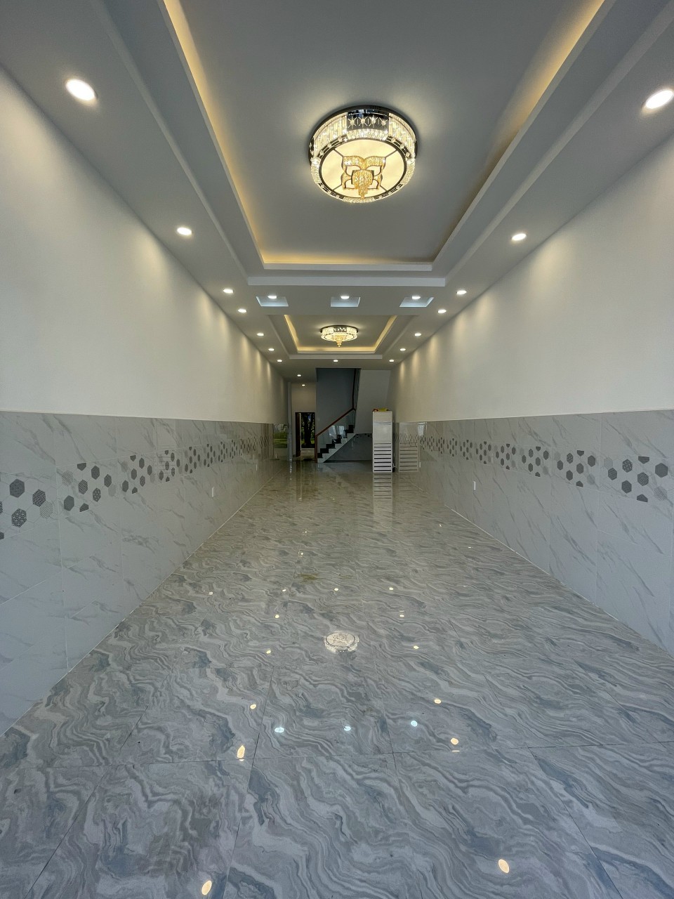 Bán nhà mặt tiền kinh doanh Gần khu chợ Lớn , chợ Kim Biên , Bình Tiên